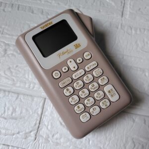 ブラザーのラベルライター ピータッチPT-J100